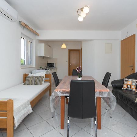 Apartments Klaudia Cista Velika 沃迪切 外观 照片