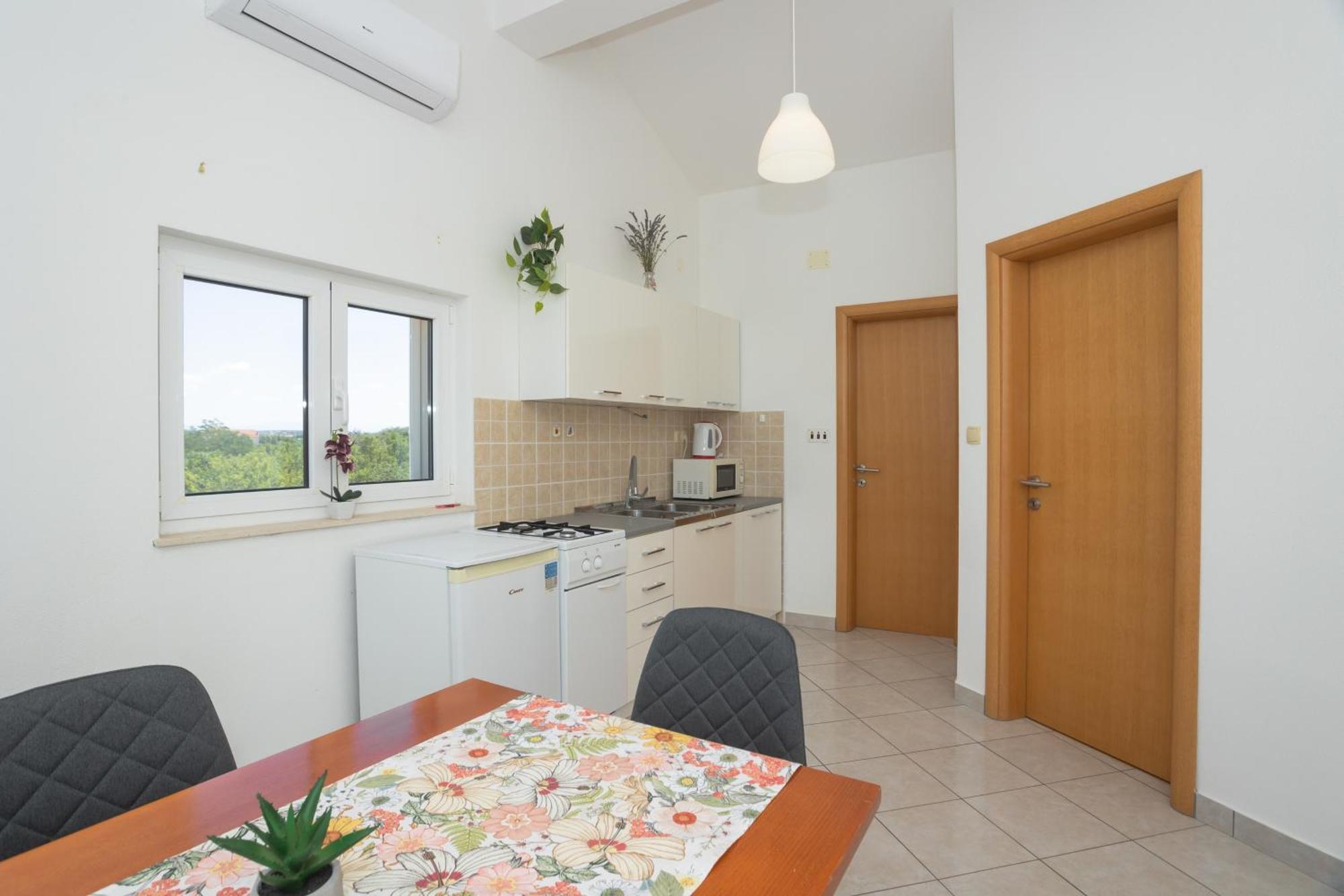 Apartments Klaudia Cista Velika 沃迪切 外观 照片